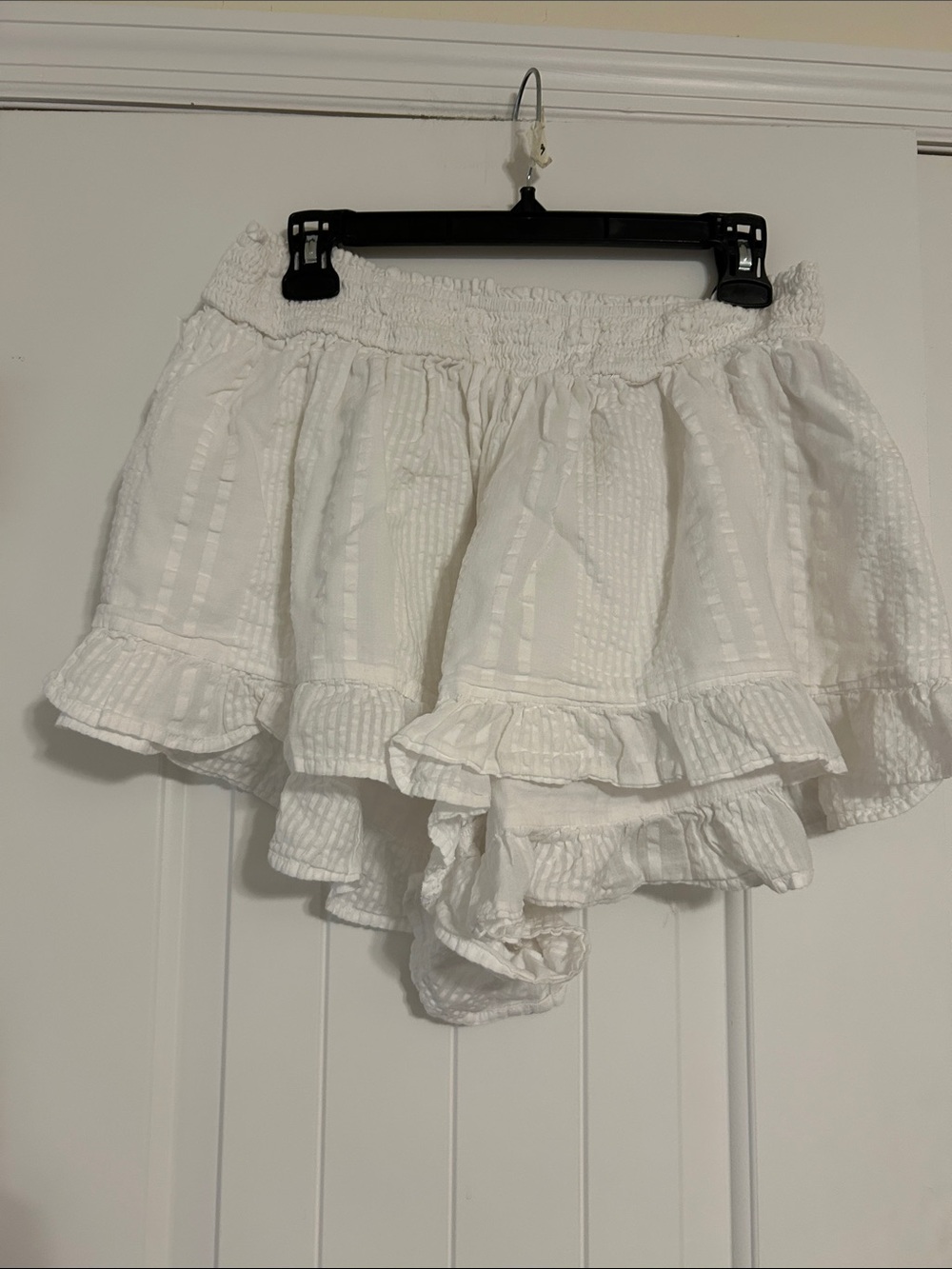 aerie White Ruffle-Trim Smocked-Waist Skort